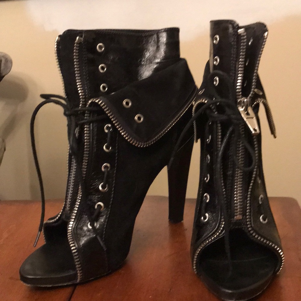 AUTHENTIC Alexander Wang Freja booties, EU 41